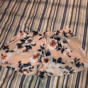 Cute flowy flower shorts